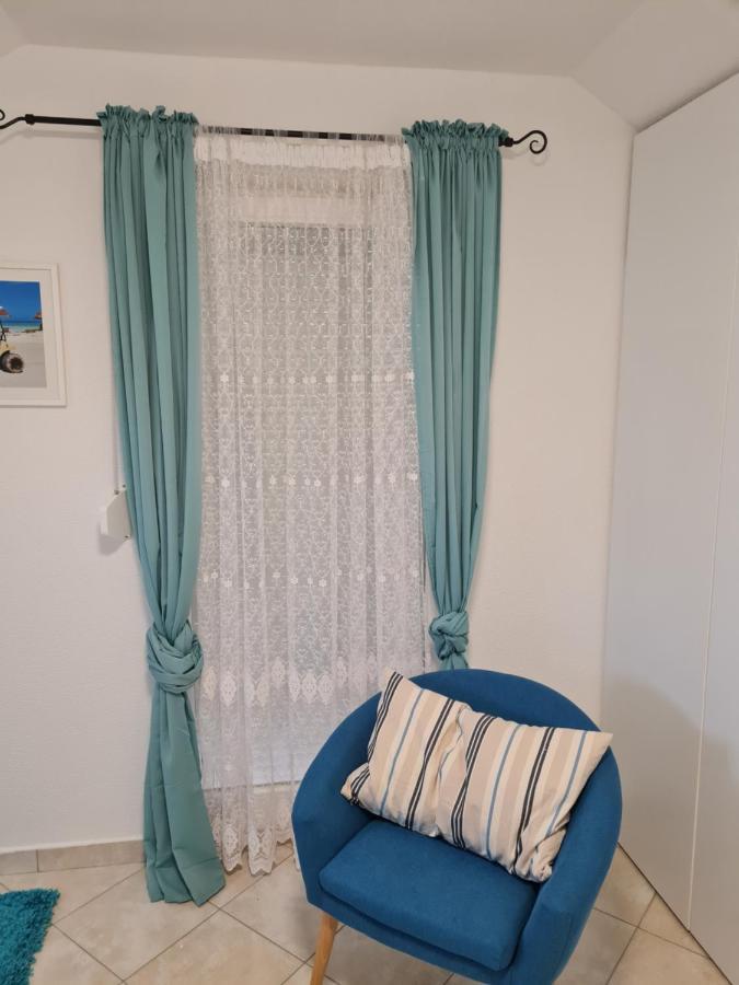 Holiday Home "Mala Kuca " With Heated Pool PUY Exterior foto