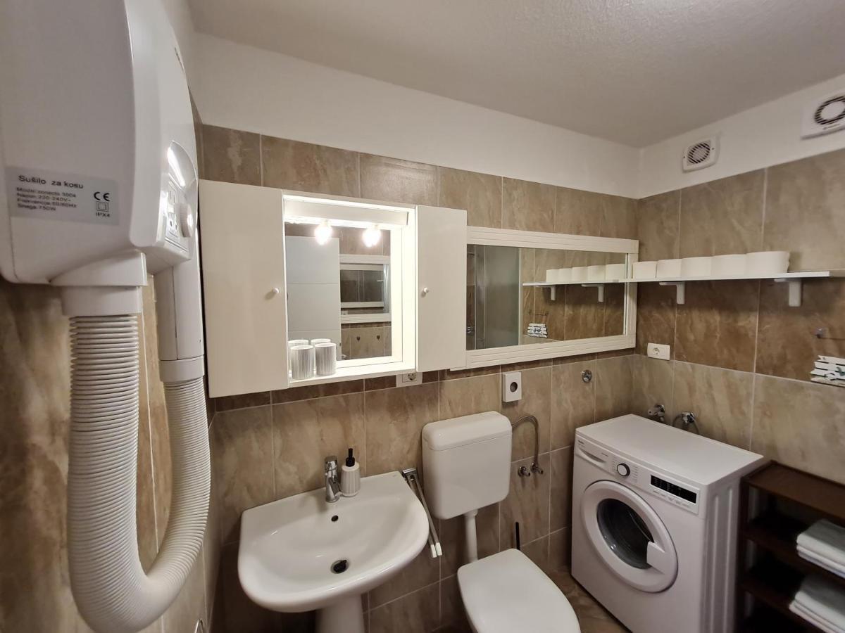 Holiday Home "Mala Kuca " With Heated Pool PUY Exterior foto